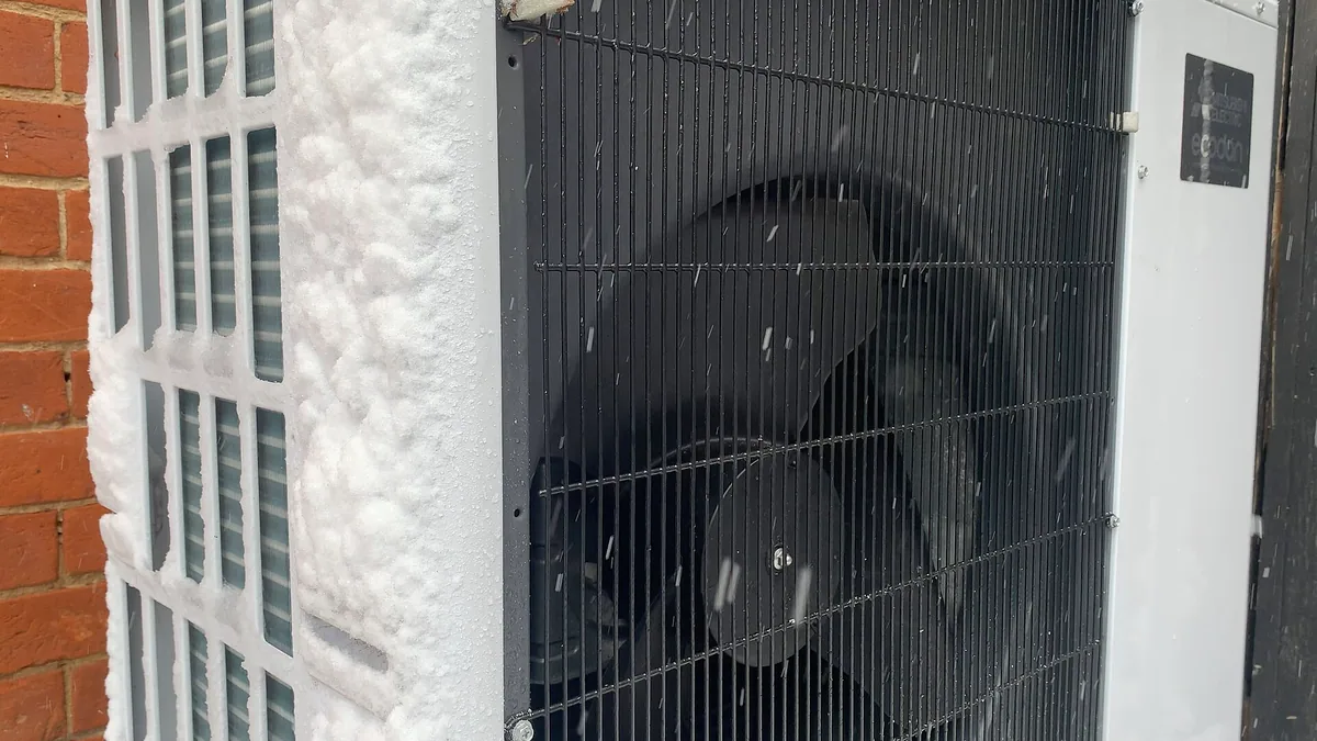 Теплові насоси: Trane представляє новий Hydronic Branch Conductor, що робить електрифікацію доступною для модернізації та нових конструкцій